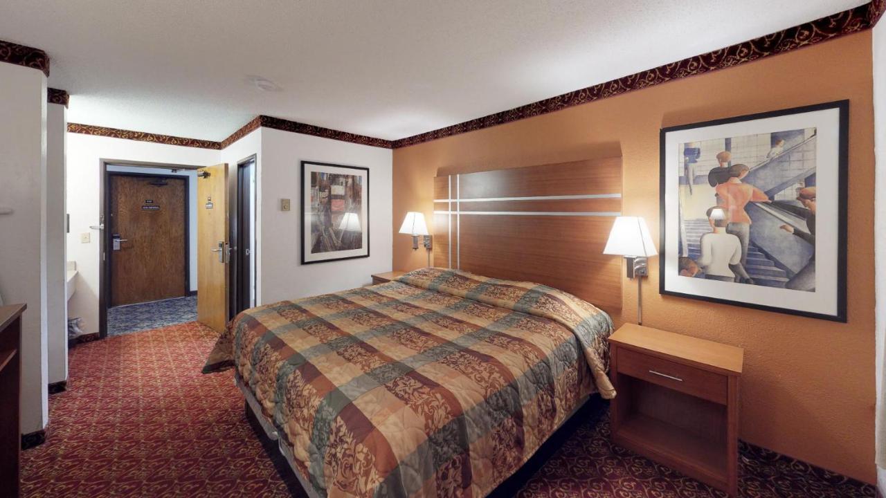 Waconia Inn And Suites Ngoại thất bức ảnh